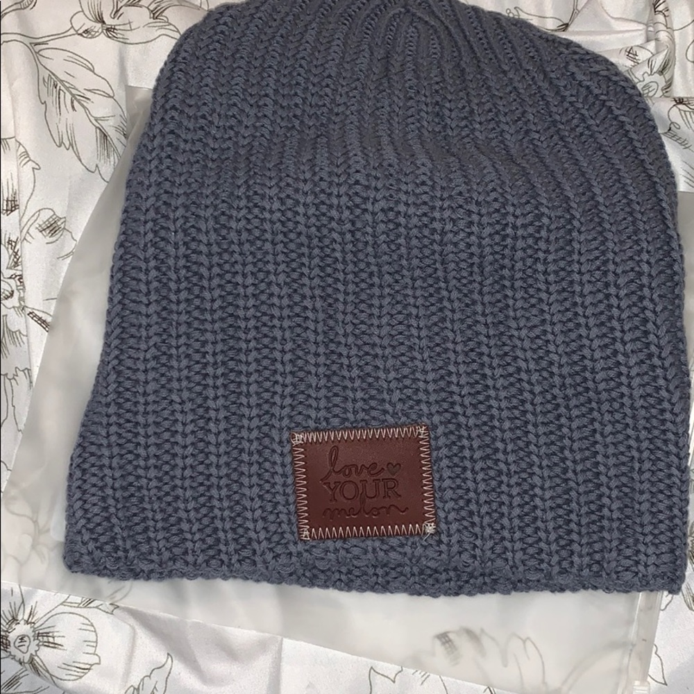 never worn love your melon beanies